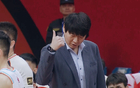 山東男籃連敗七場，表現(xiàn)費解，險遭翻盤，邱彪怒批一員。