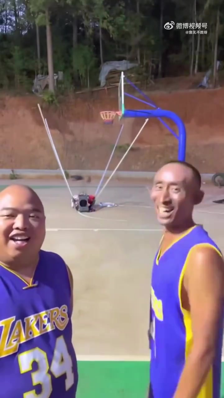 貴州版本的OK組合，這兩人流量也是相當火爆