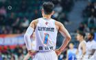高詩巖16分6板5助，失誤多犯規(guī)頻。